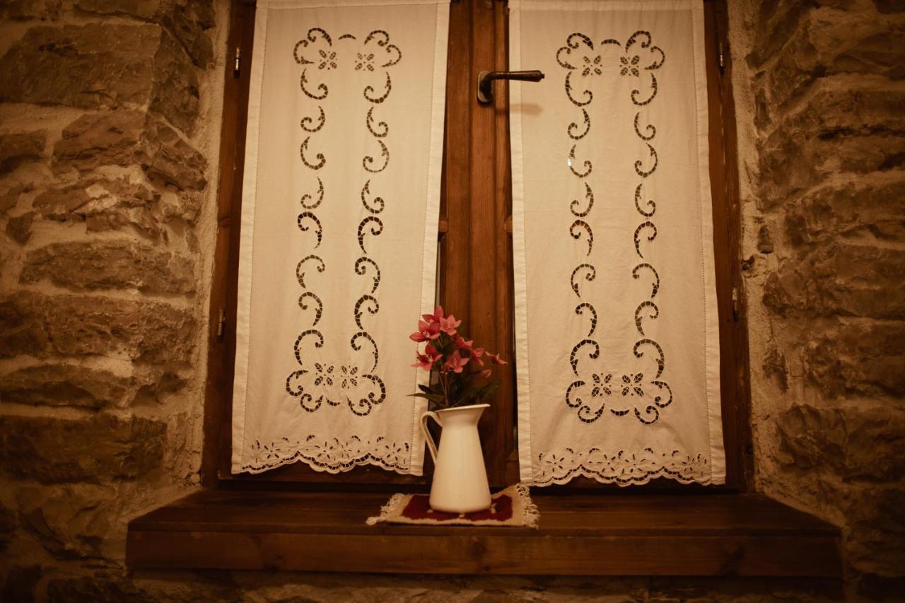 4 Rooms Since 1950 Gjirokastër Buitenkant foto